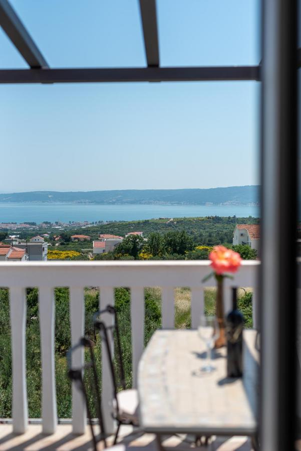 Apartments Dobrila Kaštel Novi المظهر الخارجي الصورة